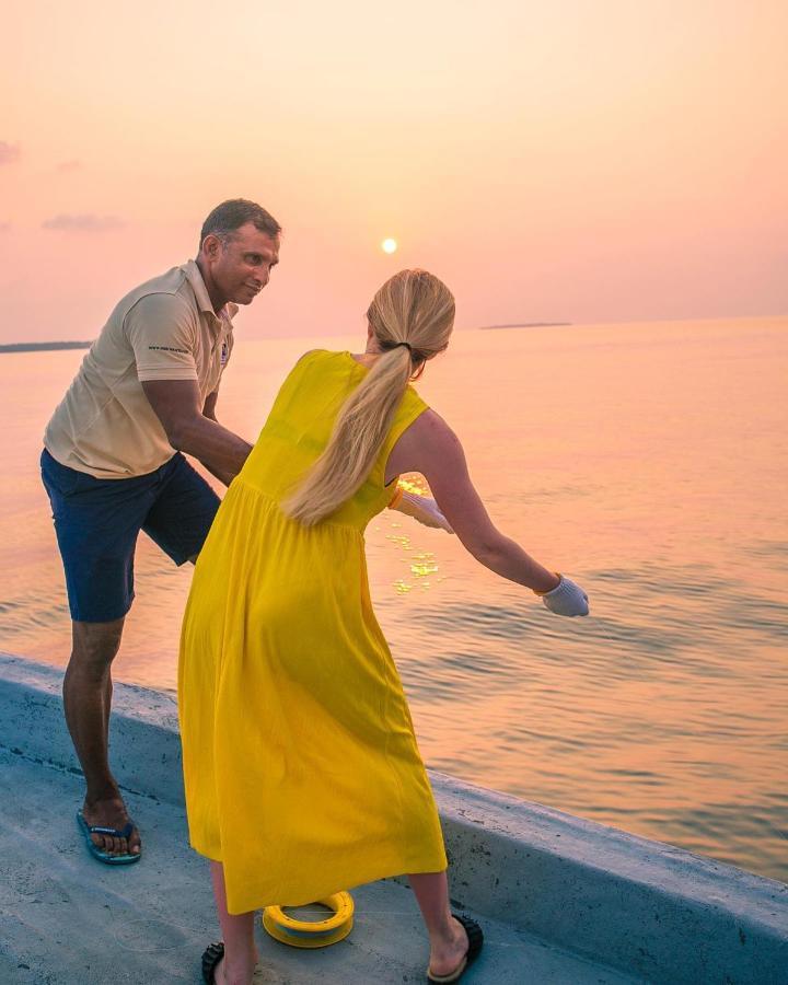Paradise Hondaafushi Island Resort & Spa Bagian luar foto